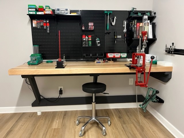 bench1.jpg