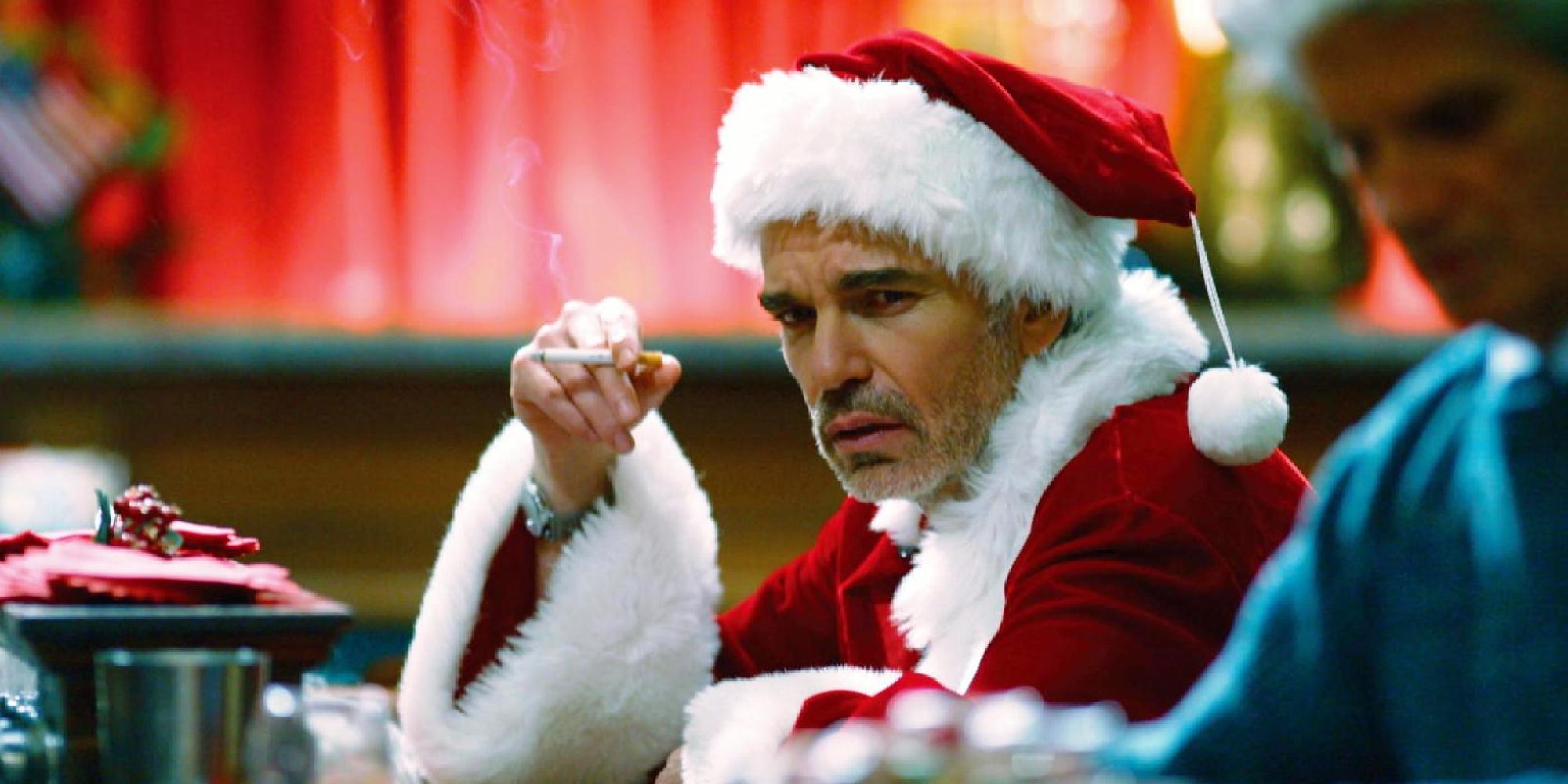 billy-bob-thornton-smoking-a-cigarette-in-bad-santa-984297720.jpg
