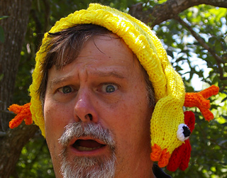 Bob_with_look_of_horror_wearing_Rubber_Chicken_Hat_small2.jpg