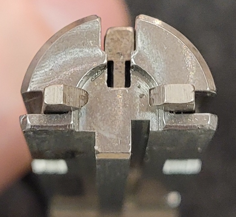 Bolt Face - New Rifle 2.jpg