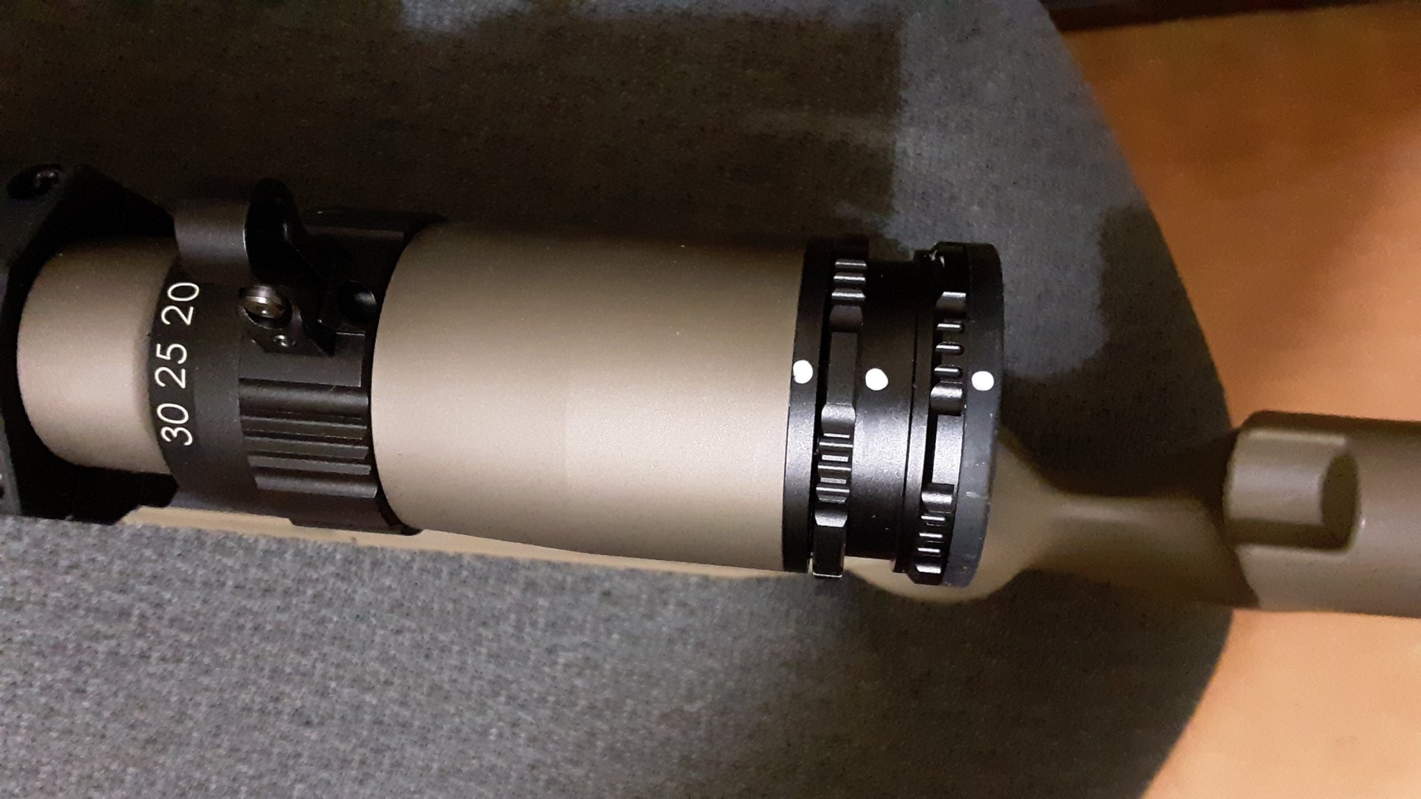 Bushnell XRSII 4.5-30x50 G3 - Dots for Diopter.jpg