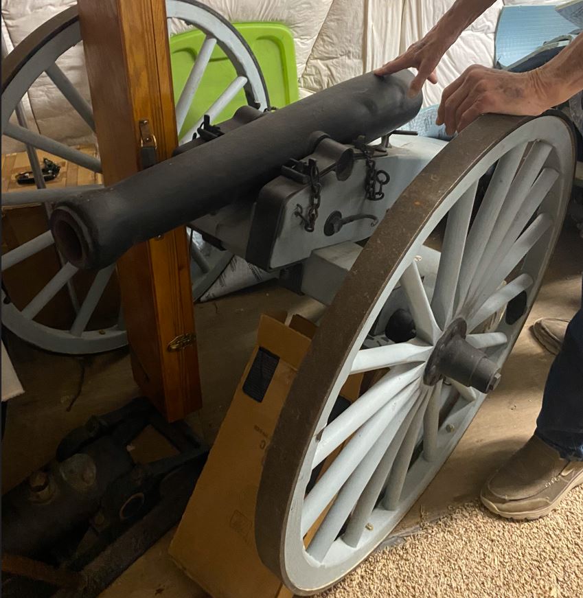 cannon2.JPG
