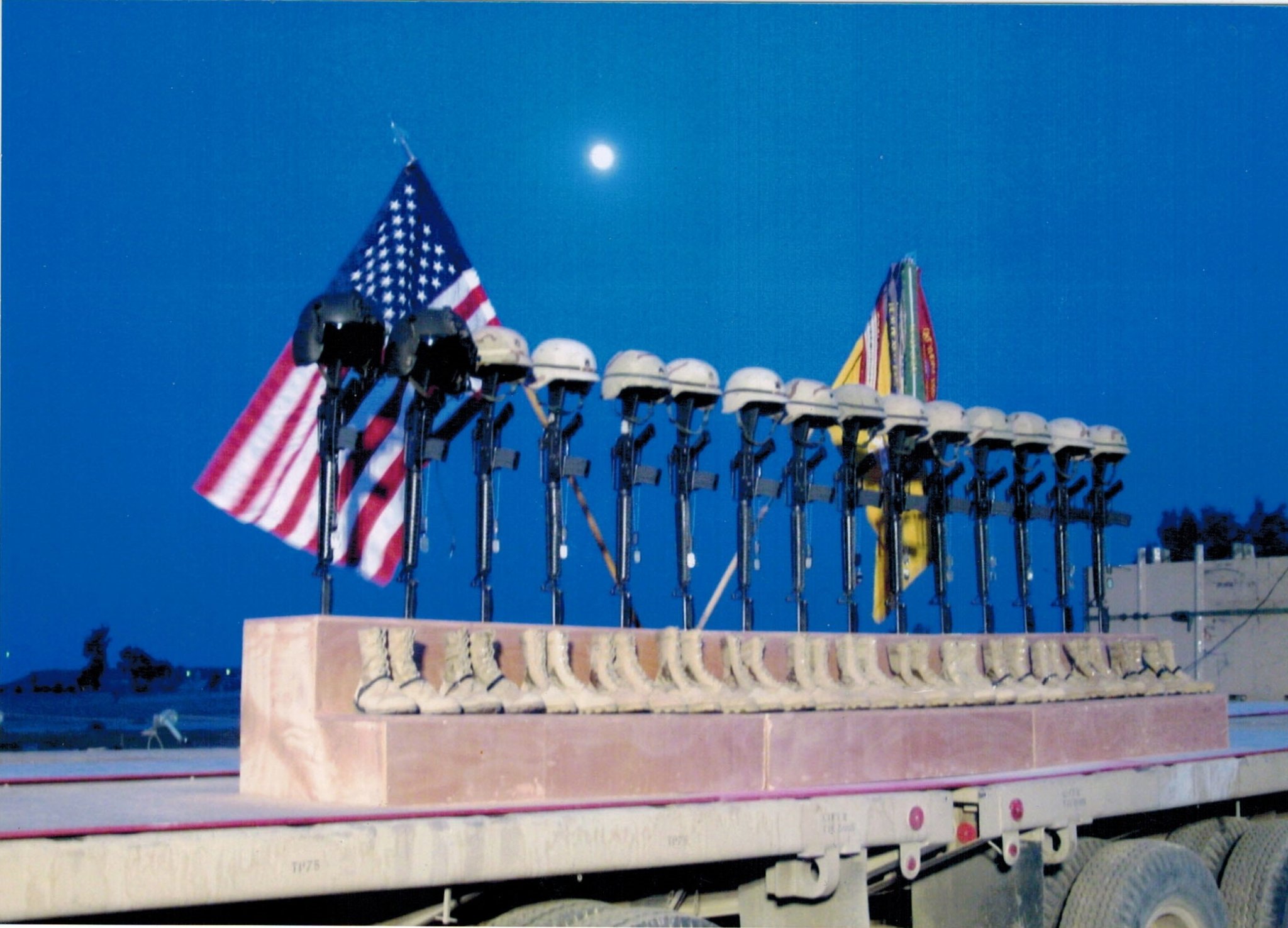 chinook Memorial.jpg