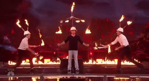 circus jugglers.gif