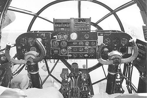 cockpit1.jpg