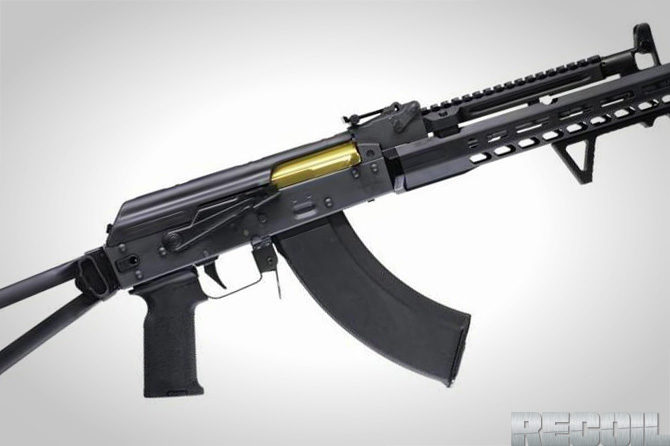 comrad_00-670x446.jpg