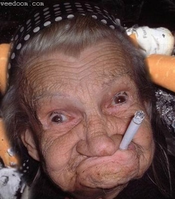 cool-grandma_149011317.jpg