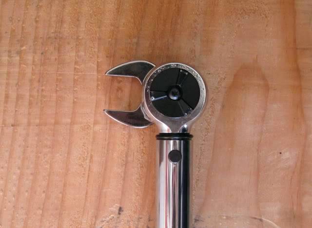 crows-foot-torque-wrench-a-its-an-open-end-wrench-head-with-a-square-ratchet-drive-opening-cro...jpg