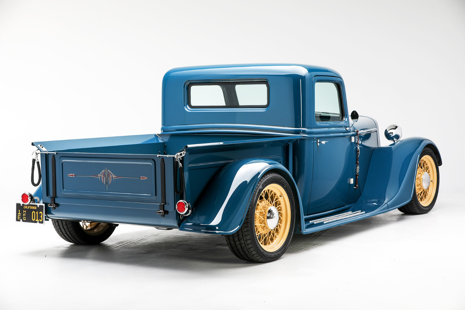 custom truck.jpg