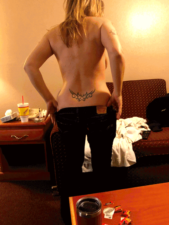 D33328F5-FBB5-4172-9182-A13A5D202EC4.gif