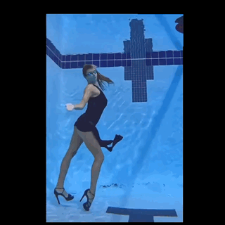 D7E7F8AE-0E73-4BAB-82CF-C9FE424EA796.gif