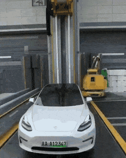 daily_gifdump_3405_25.gif
