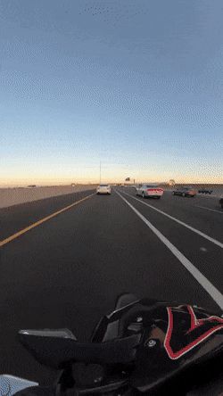 DCA42EFF-33E3-4FB7-9E3A-5449AADB4FFB.gif