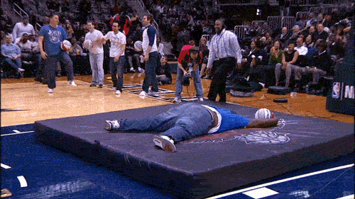 DD3B0623-F9E0-4147-A5DC-19D28DE37EE5.gif