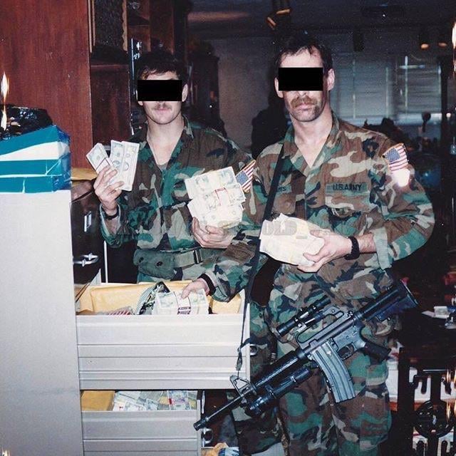 delta-force-operators-in-panama-1989-v0-867dqvisf18e1.jpeg