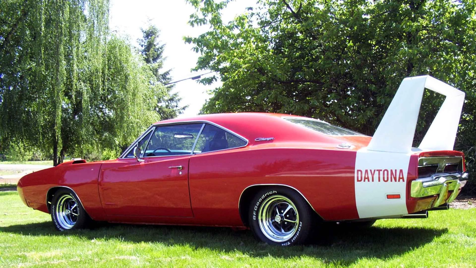 Dodge-Charger-And-dodge-daytonA-2.jpg