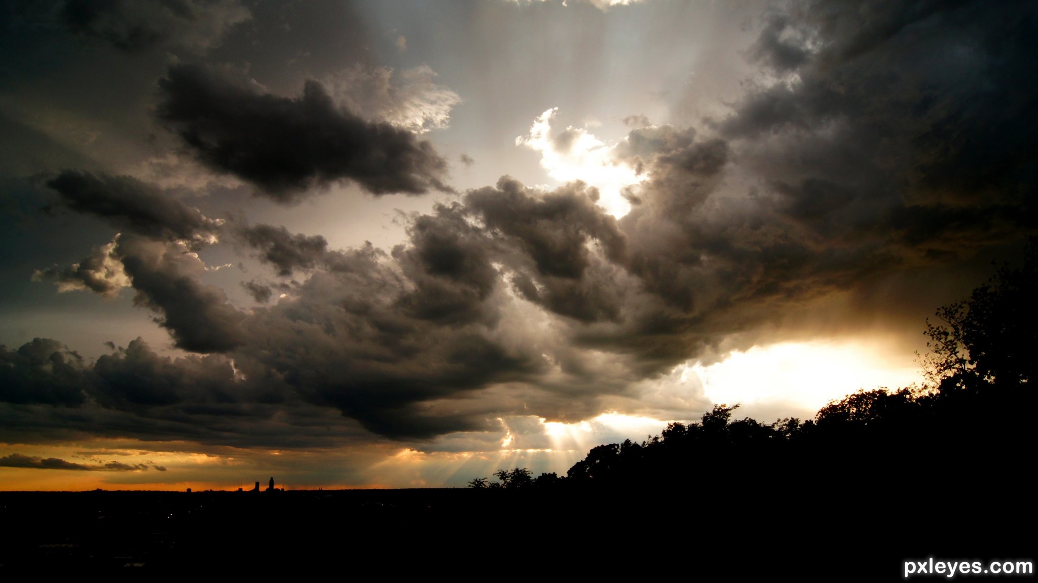 dramatic-landscapes-51bf8b9286960_hires.jpg