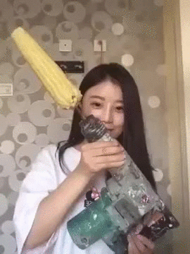 EATING CORN WITH DRILL GONE WAY TO WONG!!! - Imgur.gif