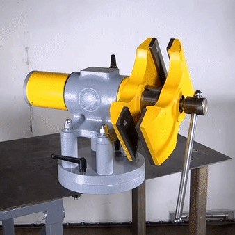 ED226F8B-D579-4C9B-ABC3-E7B464D261E6.gif