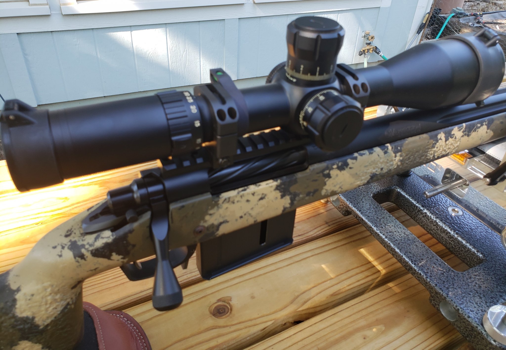 Edge338-2.jpg