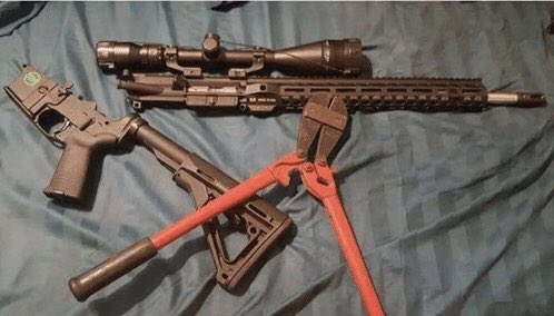 EFb36FwVAAI6Lpc.jpg