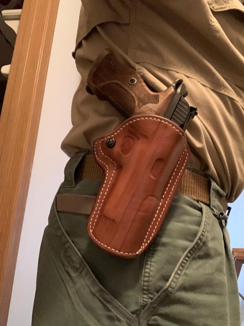 El Paso Saddelry Holster and Sig P210.jpg