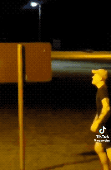 epic_fails_that_defy_expectations_27.gif