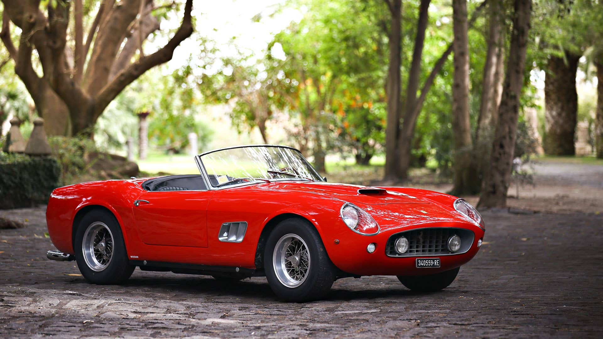 ferrari-california-250-gt-spider-hero.jpg