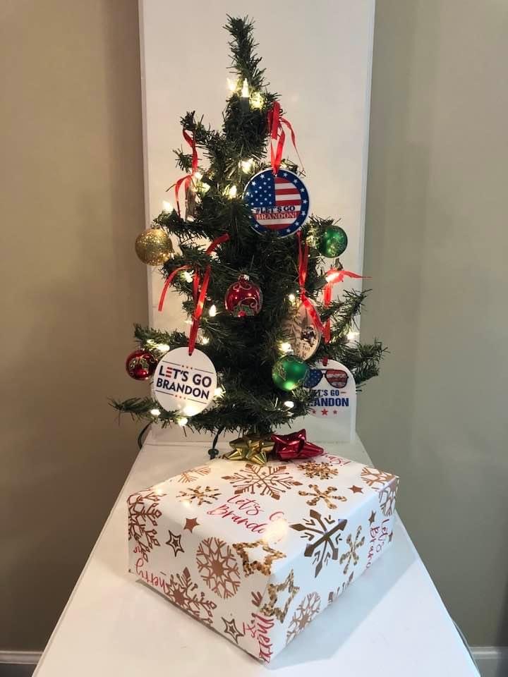 FJB_Christmas_Tree.jpg