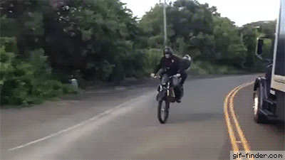 Funny-accident.gif
