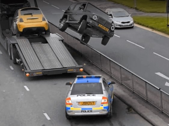g wagon 4.jpg