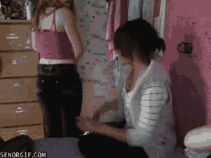 girlsfartp1.gif