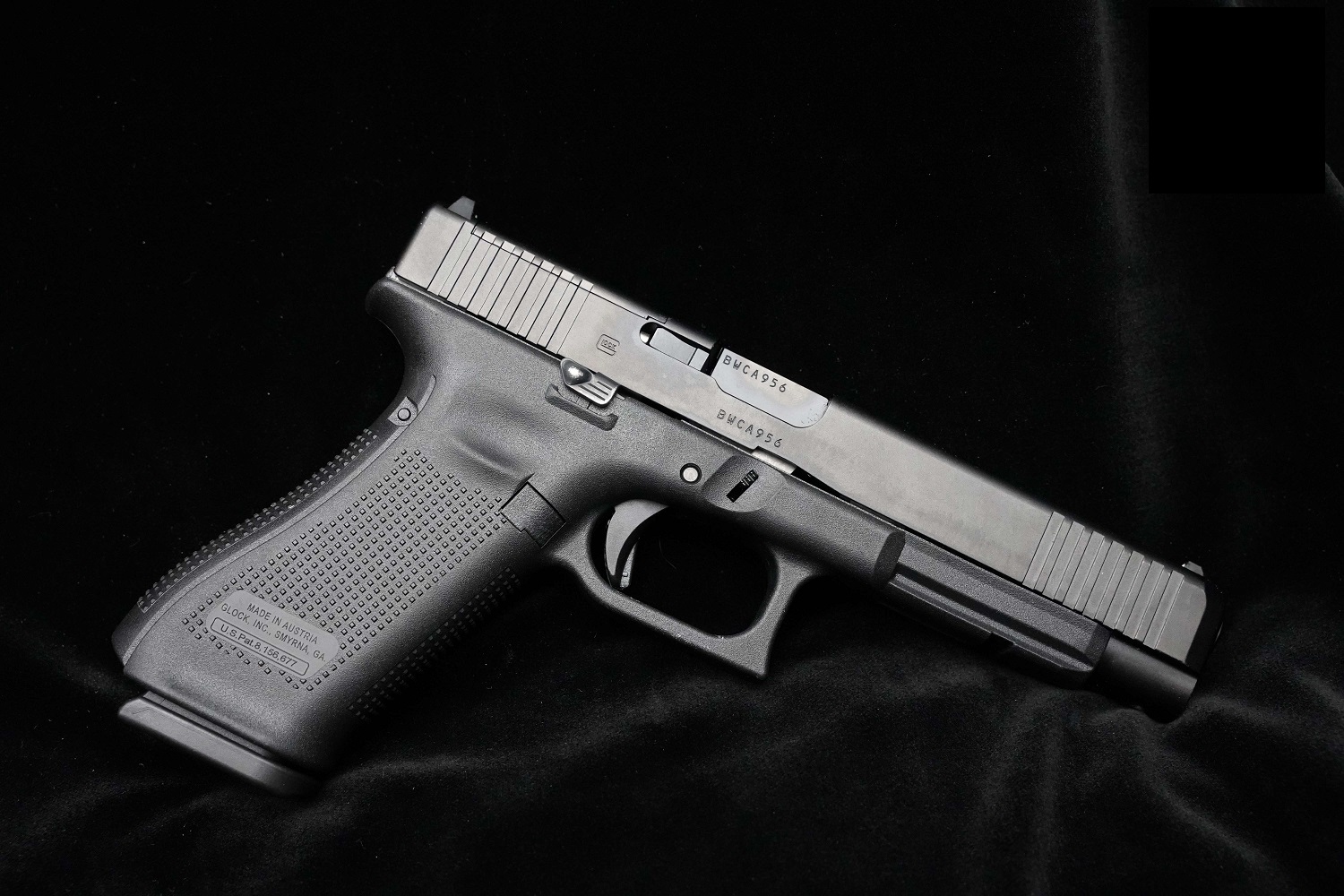 glock b.jpg