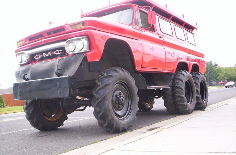 GMC1.jpg.8fd7d5653eac36e6975ea3db580f243f.jpg