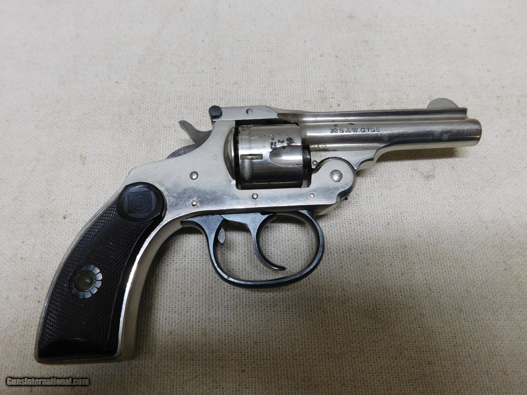 HandR-Premier-Top-Break-Hammer-Revolver-32-Smith-and-Wesson_101094815_90435_B12A645C29D0A2BA.jpeg