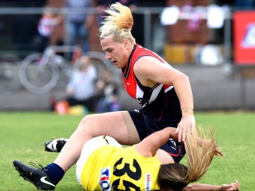 Hannah-in-tangle-with-woman-e1548574034382.jpg