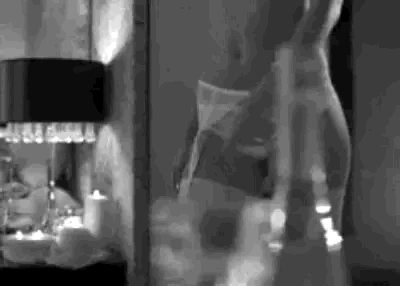 hot_girls_are_here_for_you_05 (1).gif