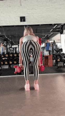 hot_girls_are_here_for_you_29 (1).gif