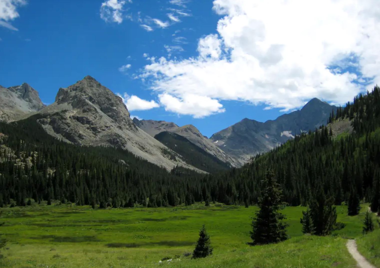 Huerfano Valley and Blanca Pk.JPG
