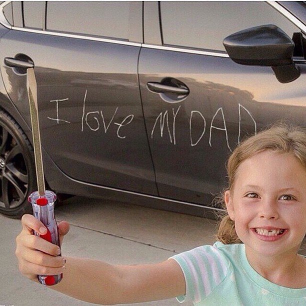 image.Ilovemydadwithascrewdrivertohiscar.jpg.efc566ba77c2c35e81099bbf59ba2036.jpg