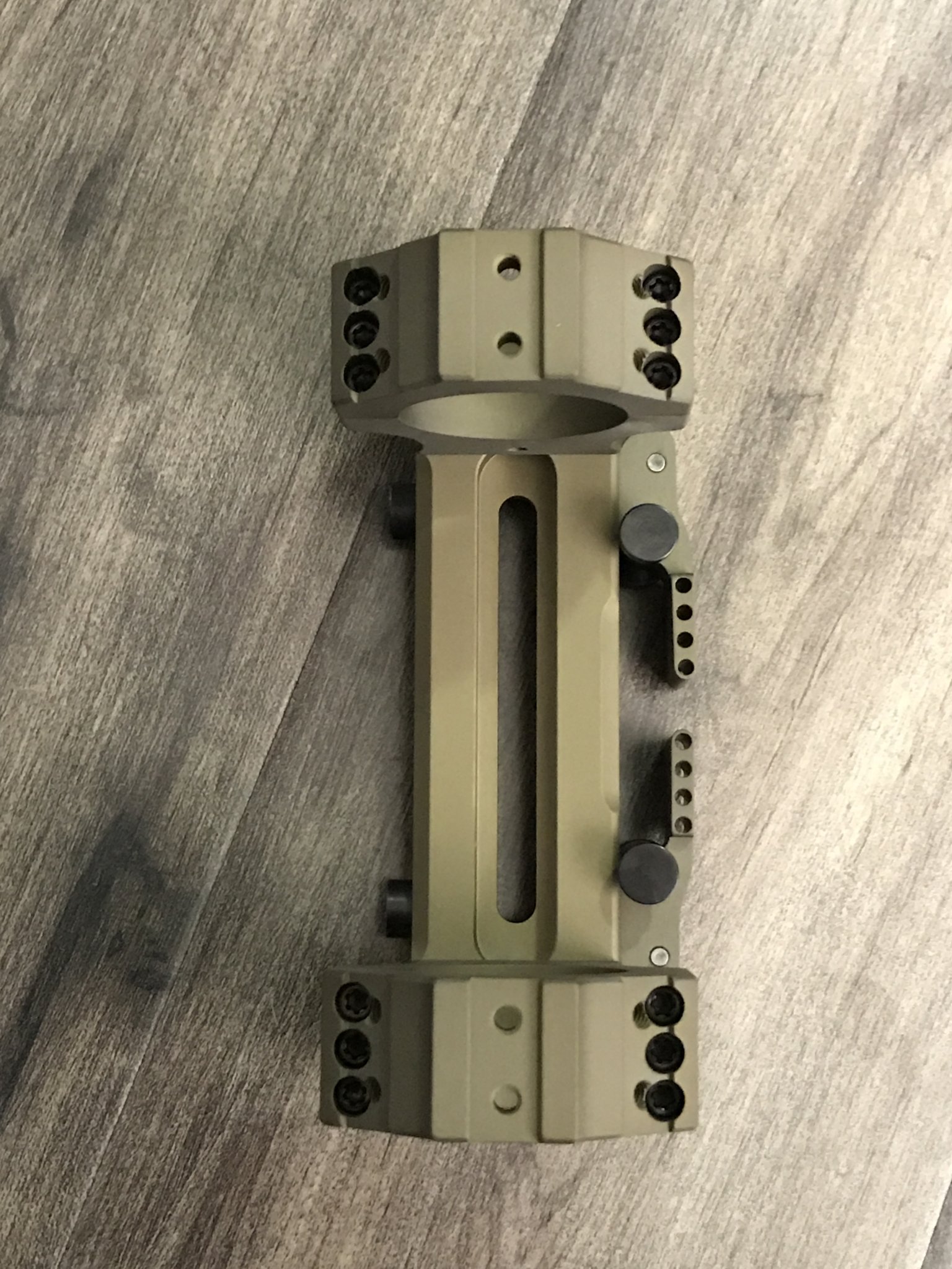 7049054