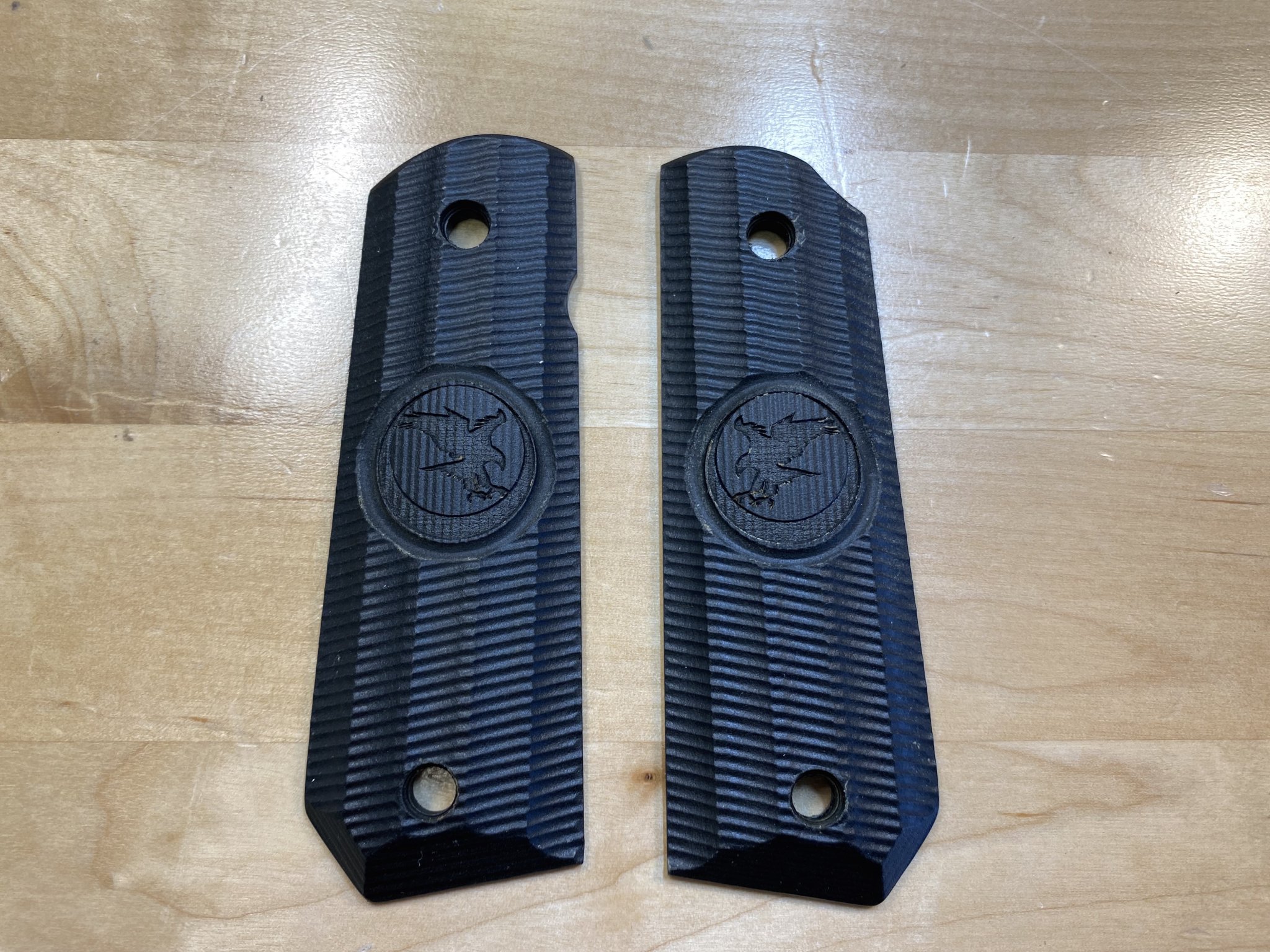 IMG_23161911 Grip Panels 2022 copy.jpg