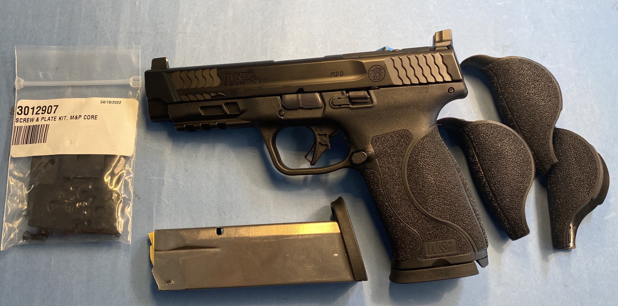 IMG_3299SMITH & WESSON M&P10 ARRIVES 06.10.22 copy.jpg