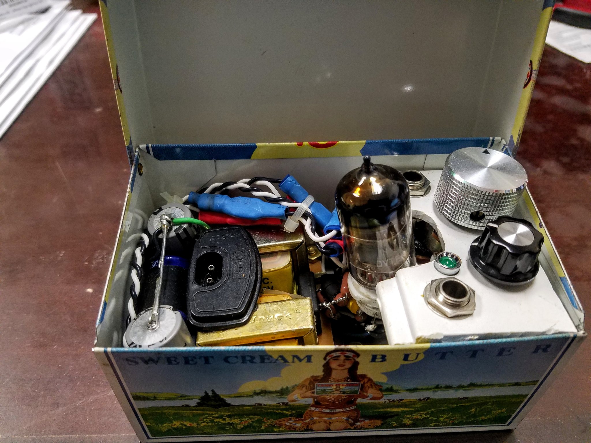 Land-o-Lakes Amp 2.jpg