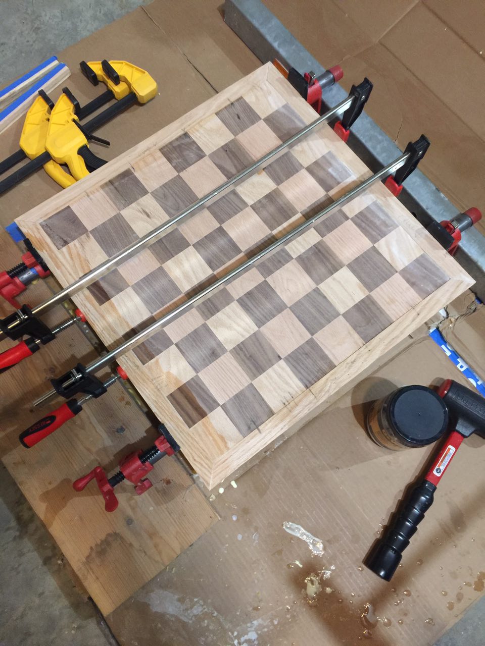 last-glue-set.jpg