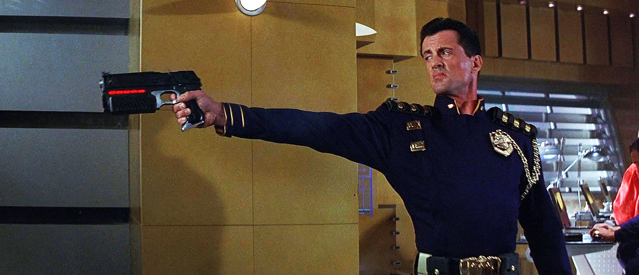 lawgiver-stallone-judge-dredd.jpg
