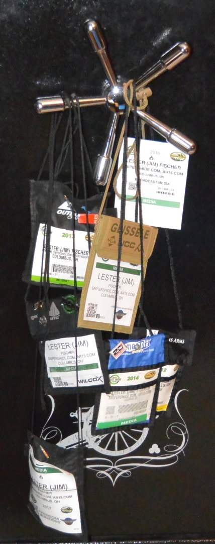 lesFischerBadgeStack.jpg