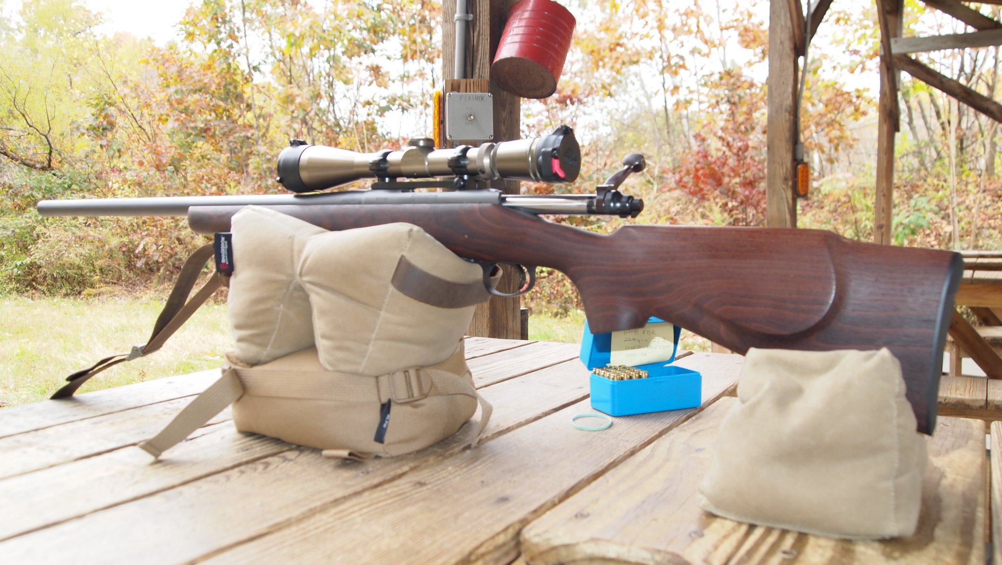 m40223.jpg