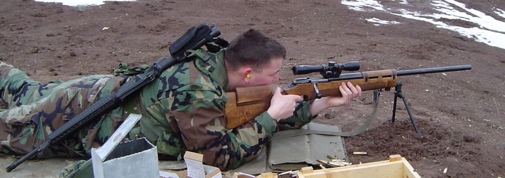 M85_rifle_sniper6.jpg