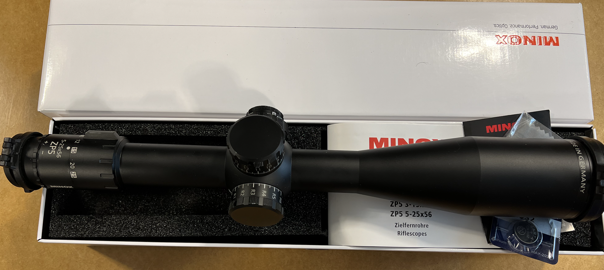 minox-2.png